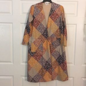 LuLaRoe Sarah, beautiful jacquard fabric!